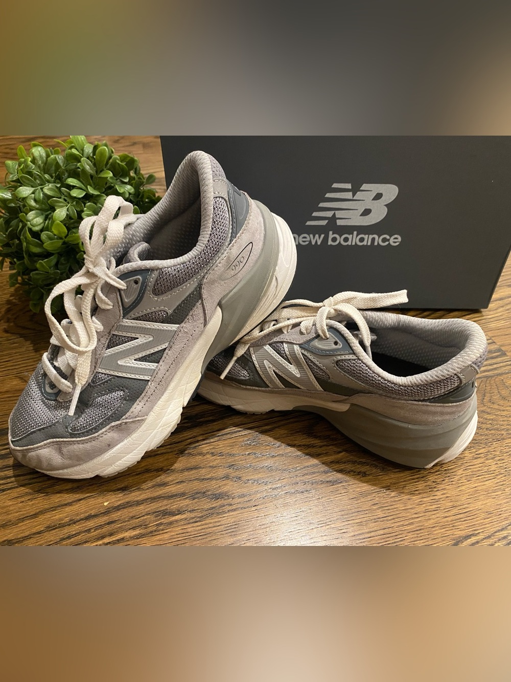 New Balance FuelCell 990 v6 Kids Tennis Shoes Sz 5